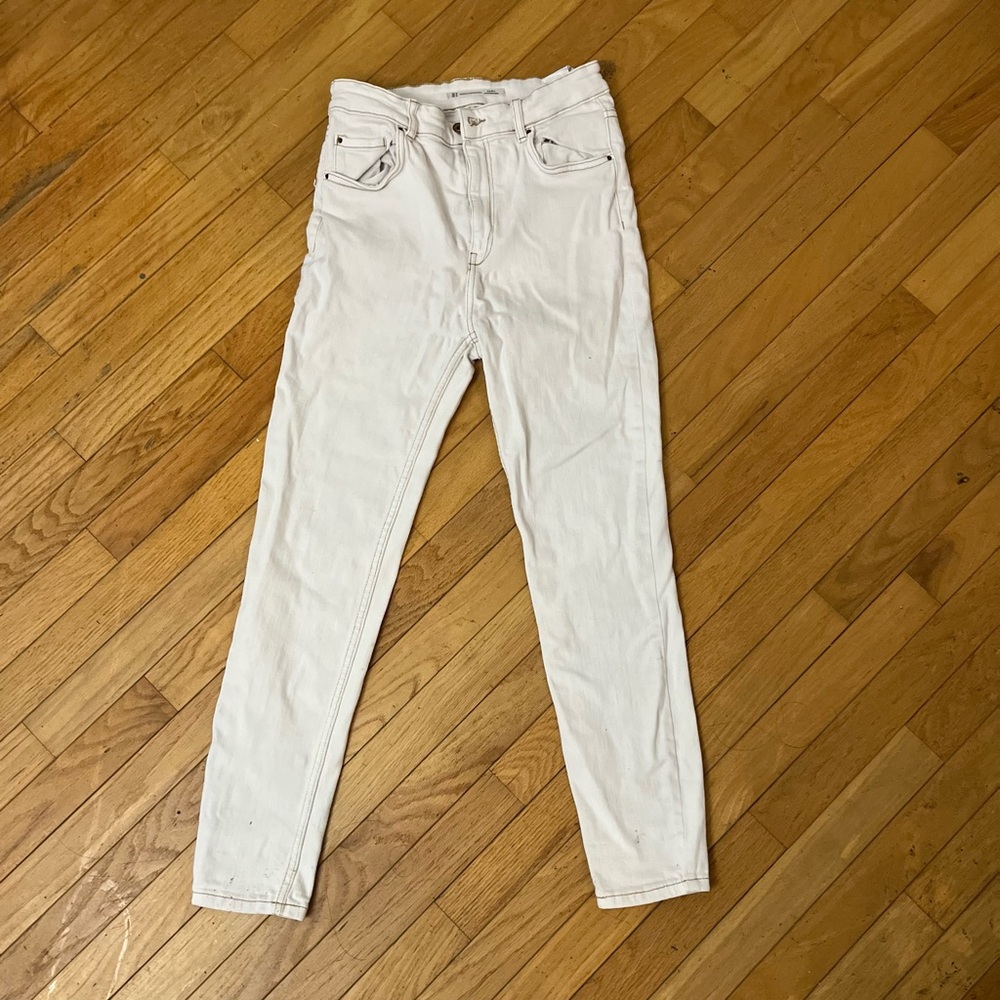 Zara White High-Waisted Skinny Jeans